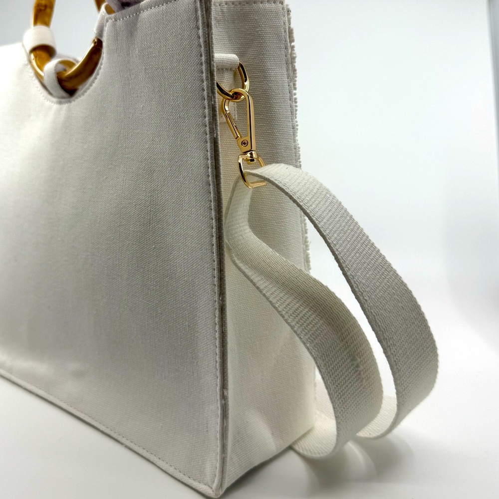 SOL AND MER Beaded Strawberry Purse with Handles and Crossbody Strap NWT VIRAL!🍓 - Picture 6 of 9